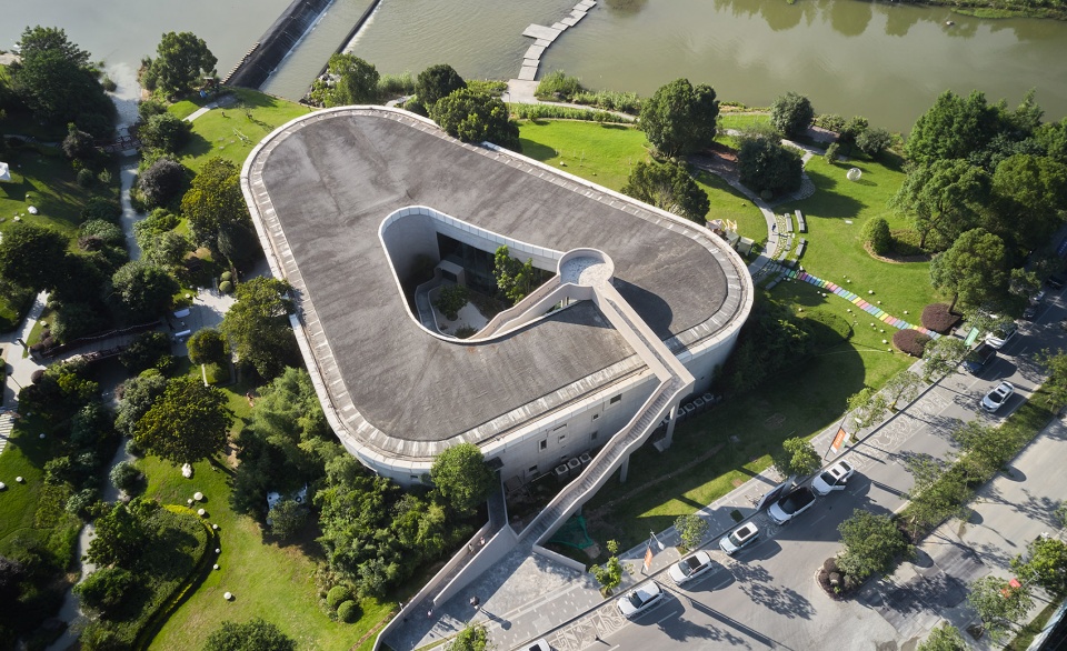 桂湖美术馆 | 云梯破局，再造艺术空间-9