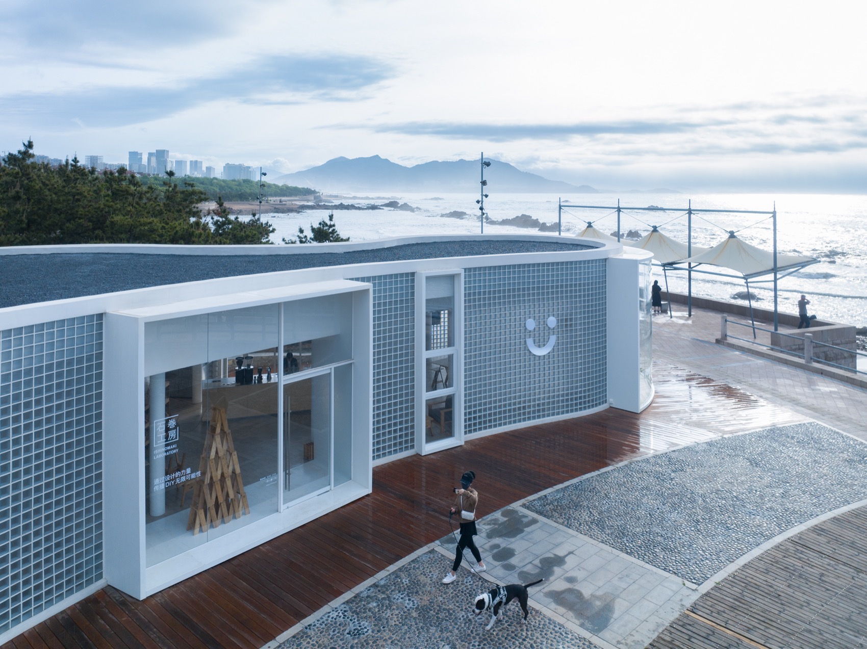 Dotcom Coffee青岛海边店 / Atelier LOONG-11