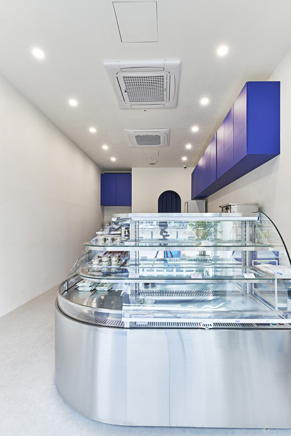 首尔网红餐厅 | 简洁设计下的 15 平小店魅力-4