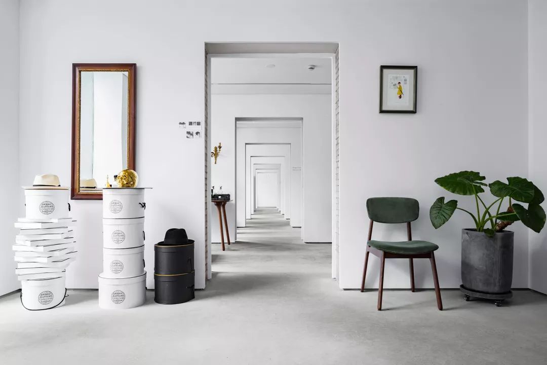 上海 Aura Object 展示空间 | 欧式拱廊与连续落地窗的视觉盛宴-1