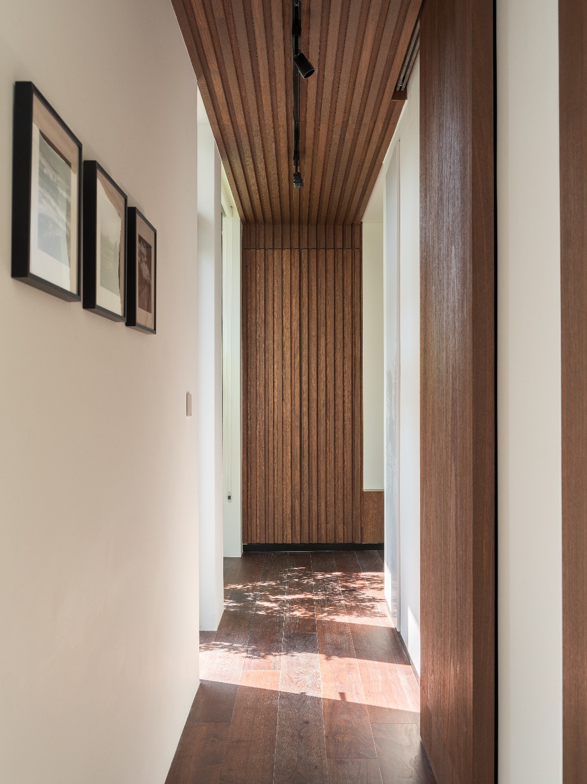 上海 376㎡树屋别墅 | VCDesign 融入自然，打造室内外一体化空间-5