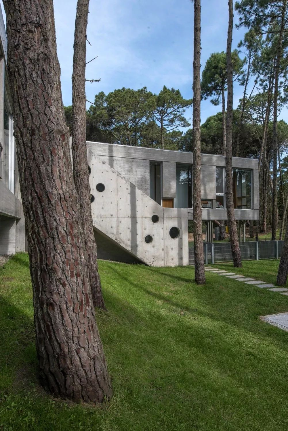 Galera 建筑工作室 | 光、空间与形式的平衡探索-60