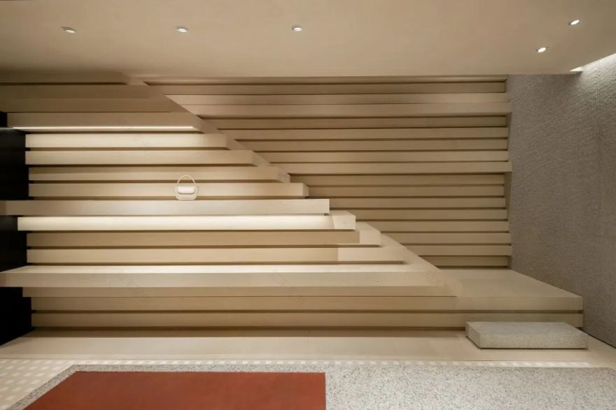 sihn女装买手店,由褶皱延伸出的力量丨中国洛阳丨say architects-12