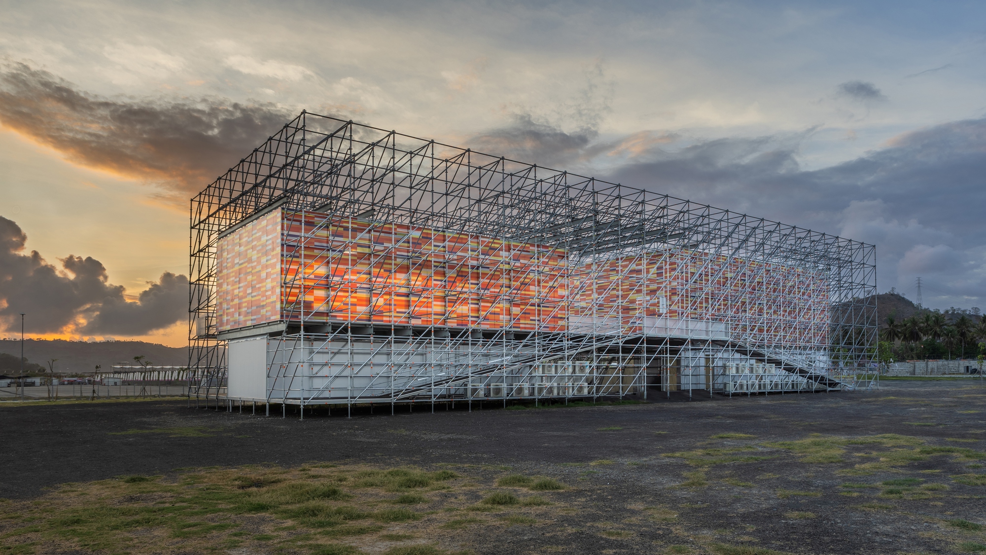 佩特敏纳摩托大奖赛电动体验画廊丨印度丨AT  LARS-44