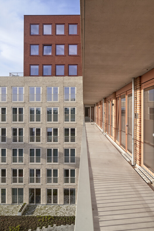 阿姆斯特丹智能紧凑公寓共享生活空间丨荷兰阿姆斯特丹丨Shift architecture urbanism-20