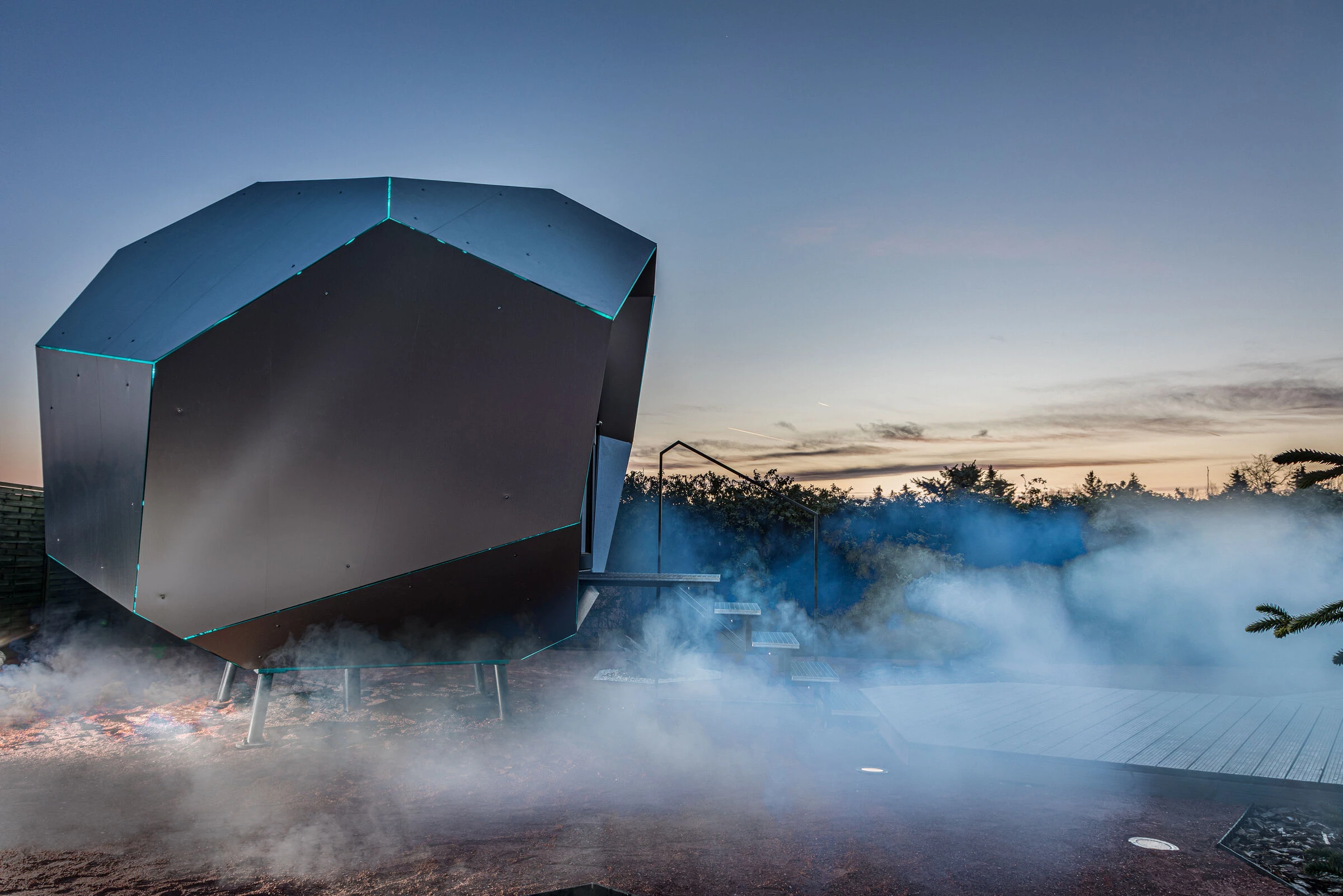 赛博卵石舱丨匈牙利丨Hello Wood-10