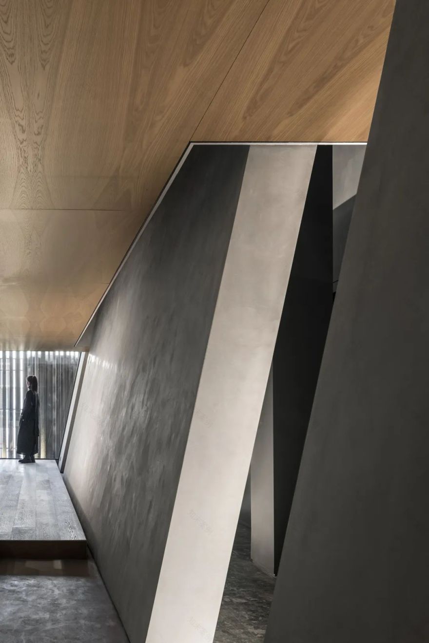 Glass Wall 上海办公总部丨中国上海丨设计总监徐庆良,团队黄缵全,彭伟赞-35