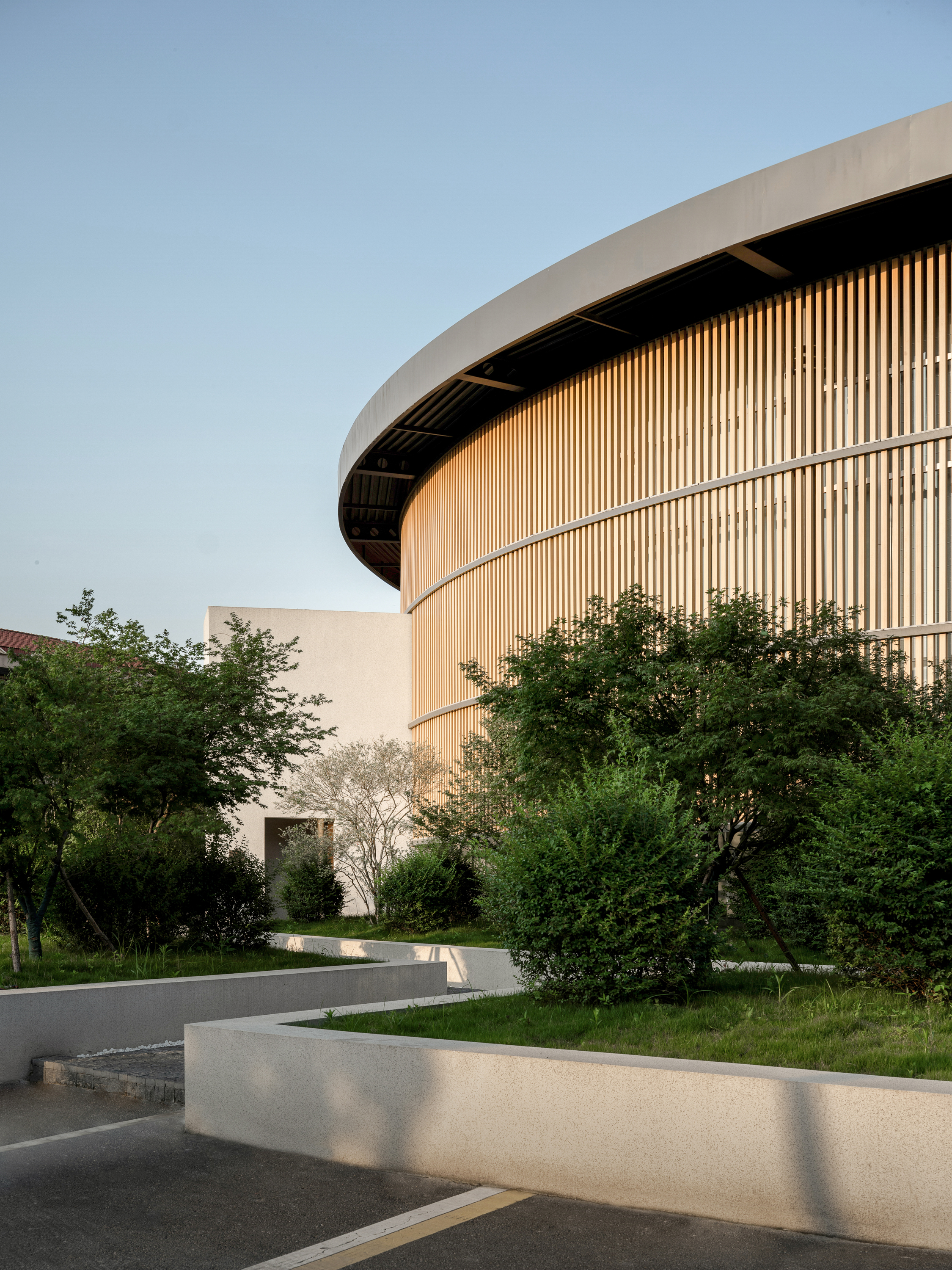 唐忠汉 · 本来之间 · 温润流动的共生之境丨中国常州丨近境制作（硬装）,蔓艺整案（软装）-21