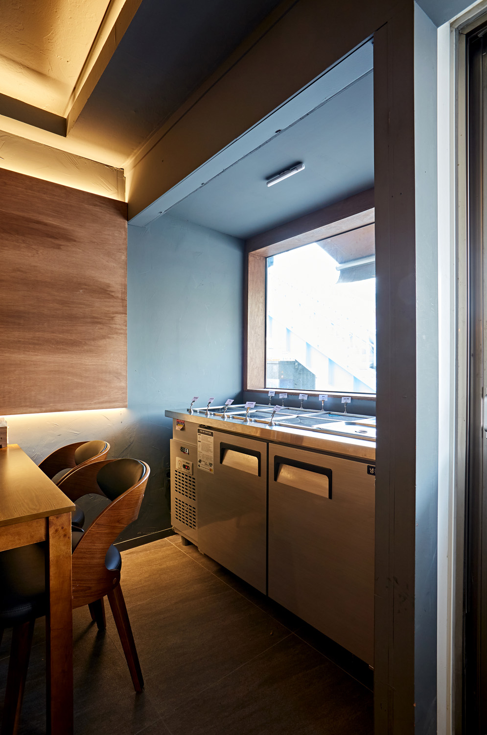 首尔餐厅设计 | 灯光与空间的完美融合-14