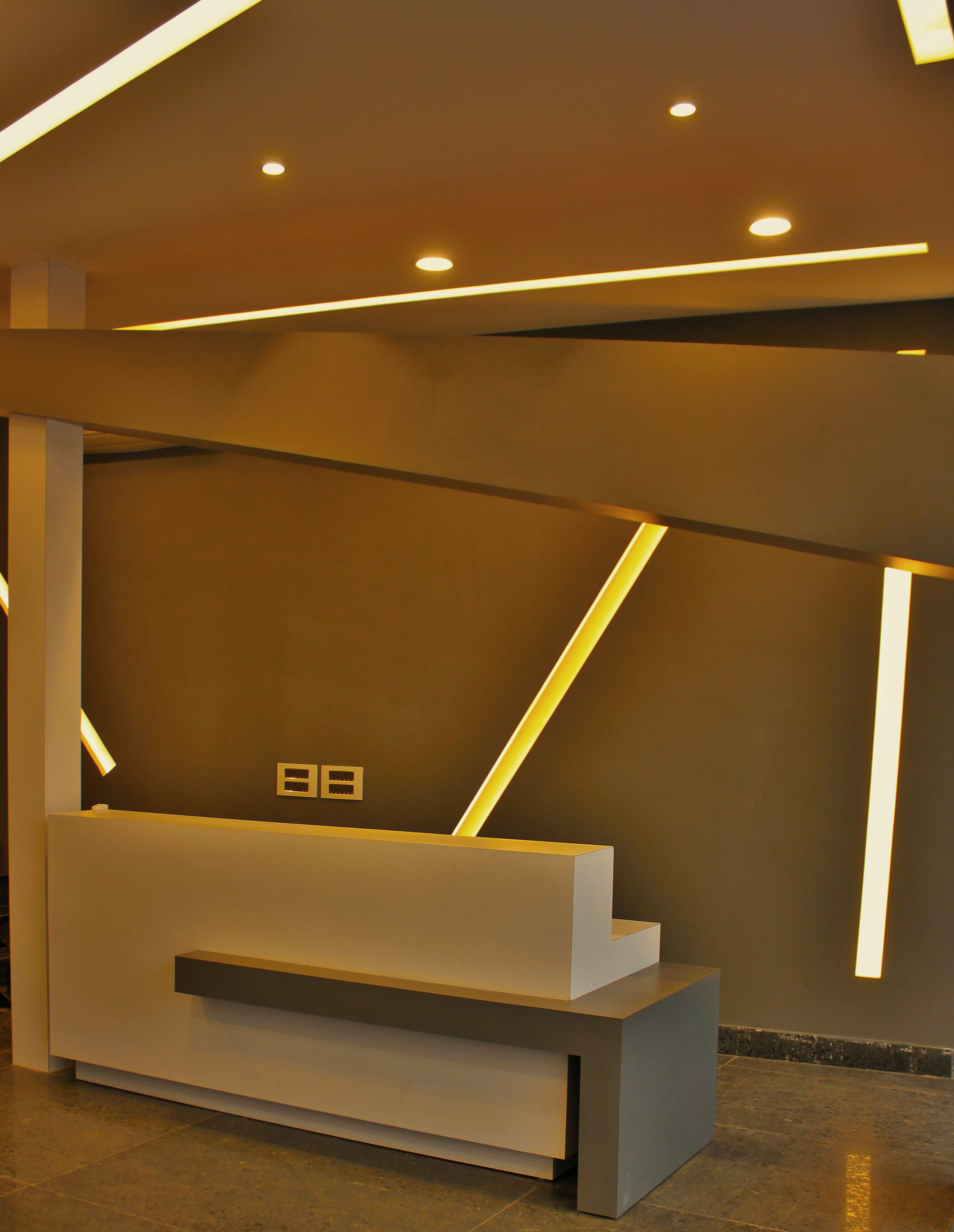 印度现代风格汽车展厅设计-14