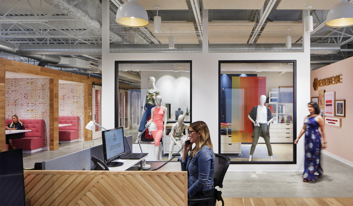 女性专属时尚办公空间,展现品牌魅力-20