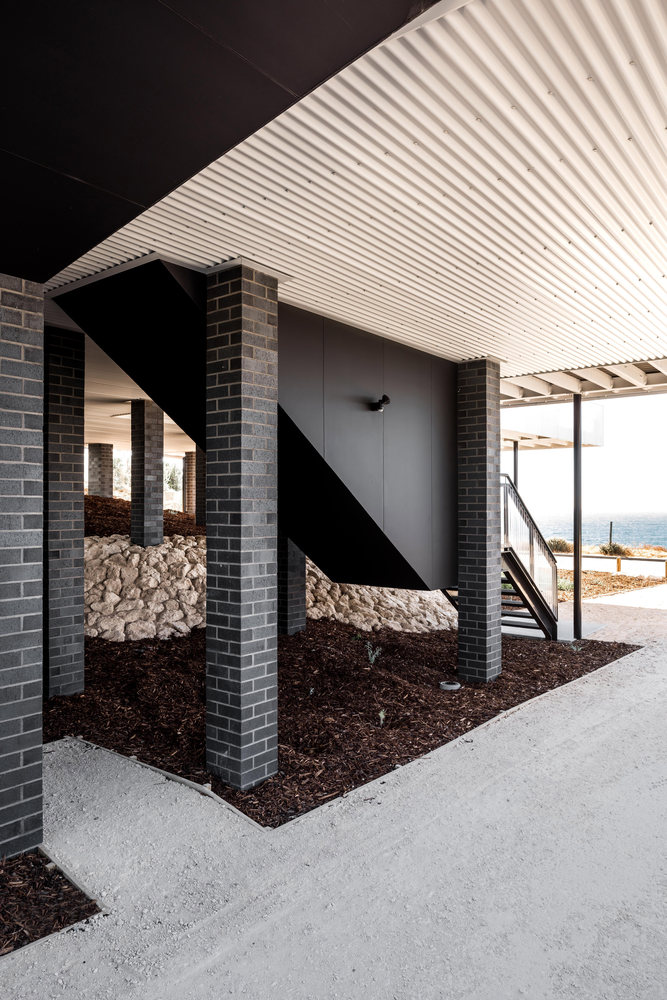 Falcon Beach House   iredale pedersen hook architects-98