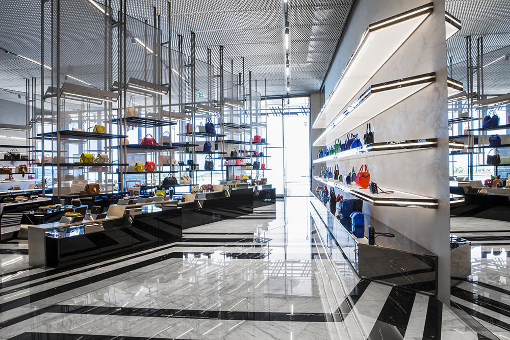 艾斯提基金会和购物中心-15