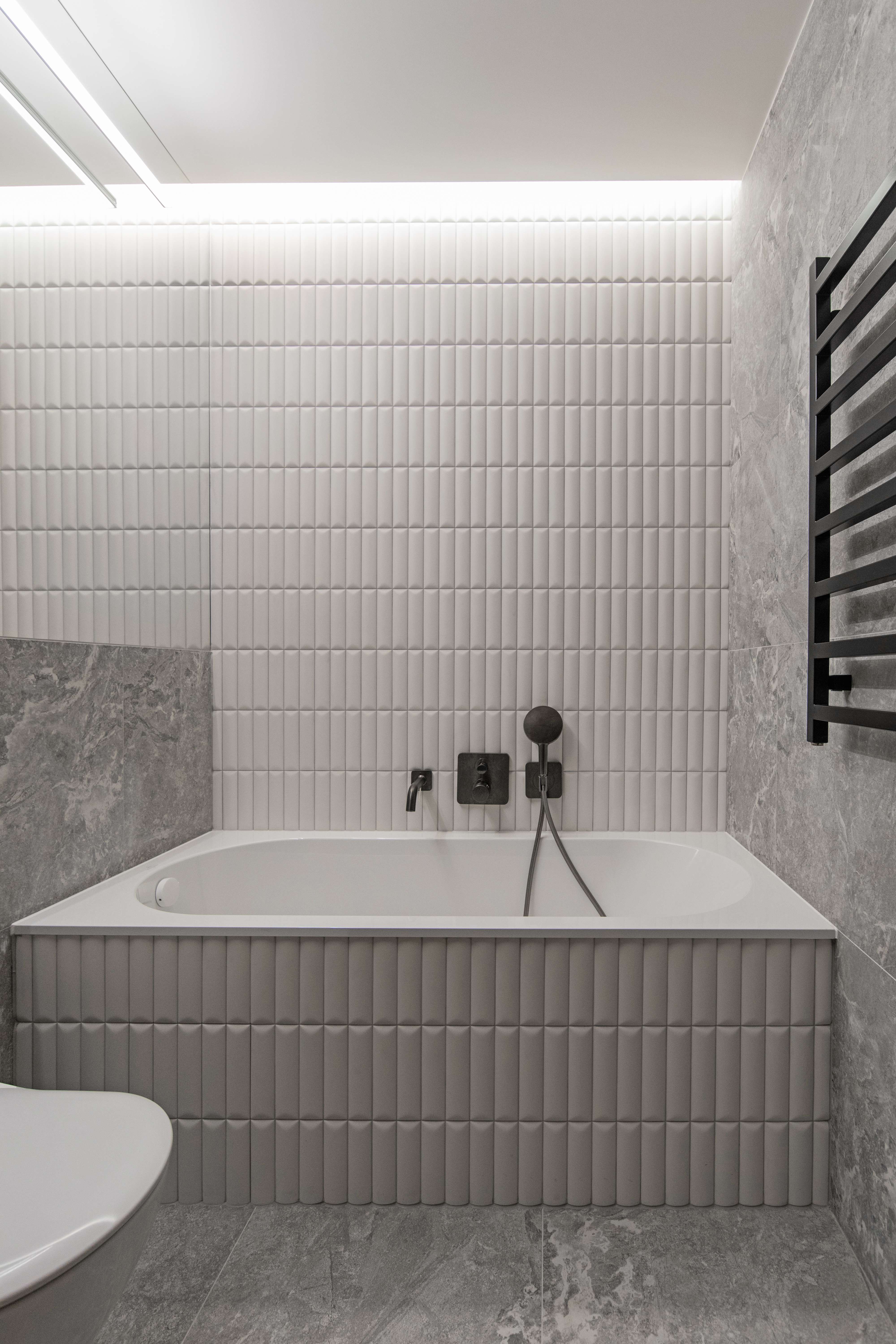 Butas prie upės InArch-10