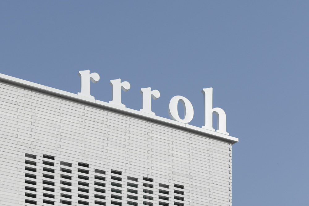 现代高级的布兰奇咖啡馆设计-28