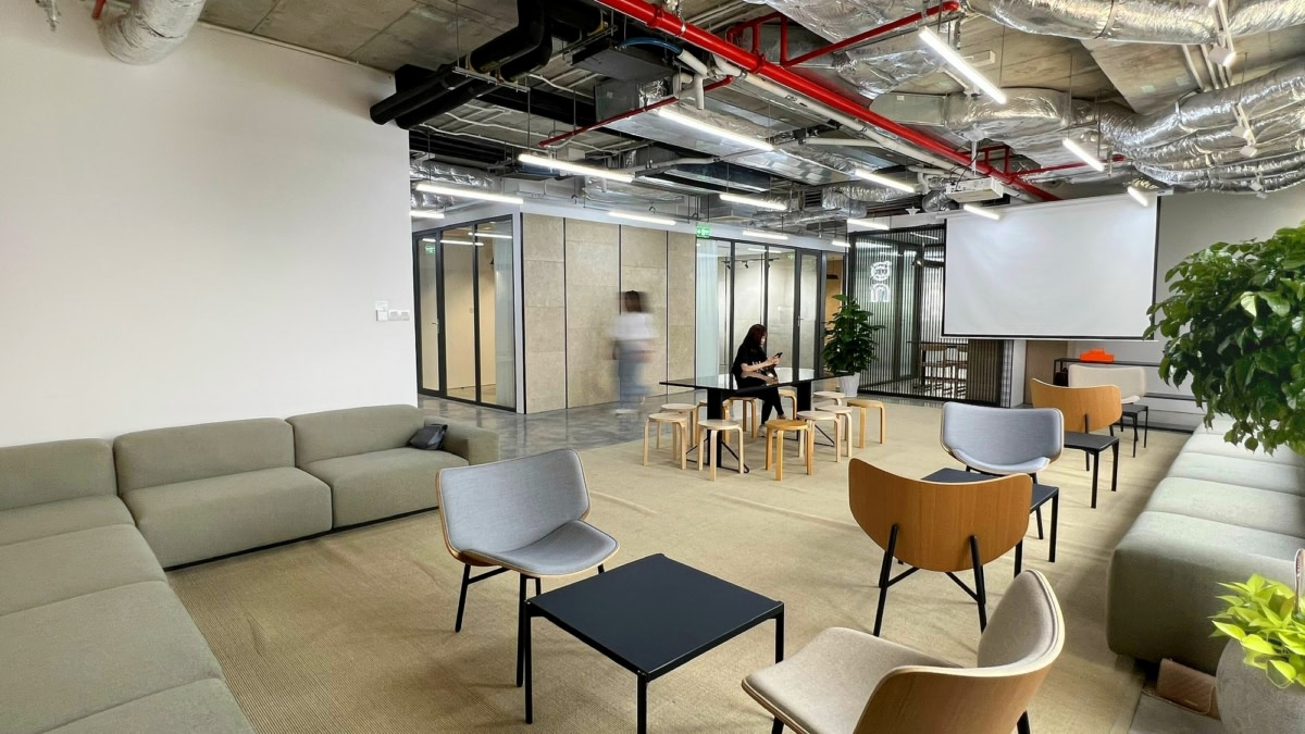 On Running Ho Chi Minh City 办公室设计丨越南胡志明市丨Vacons Architects-7