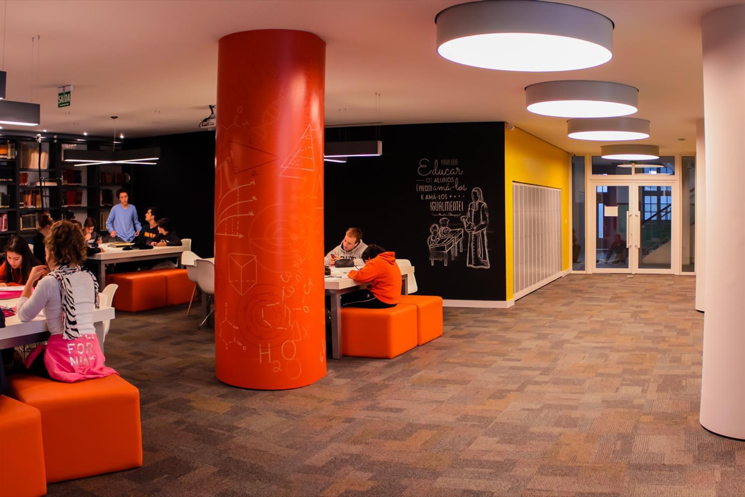 巴西 Marista Rosário 图书馆设计-2