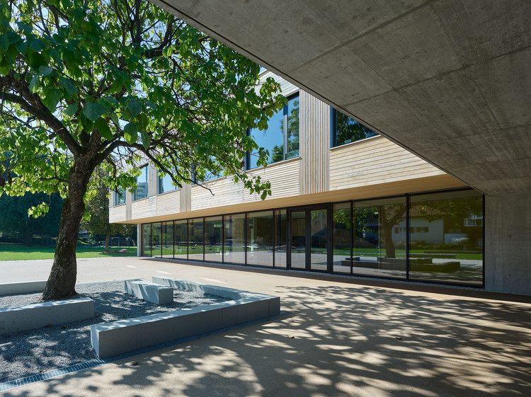 埃德拉赫小学 | 木构集群教育的典范-27