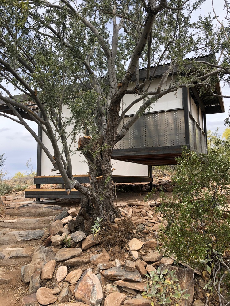 悬浮沙漠的灵动居所·泰勒·博德的“The Loft”丨美国丨Taylor Bode-24