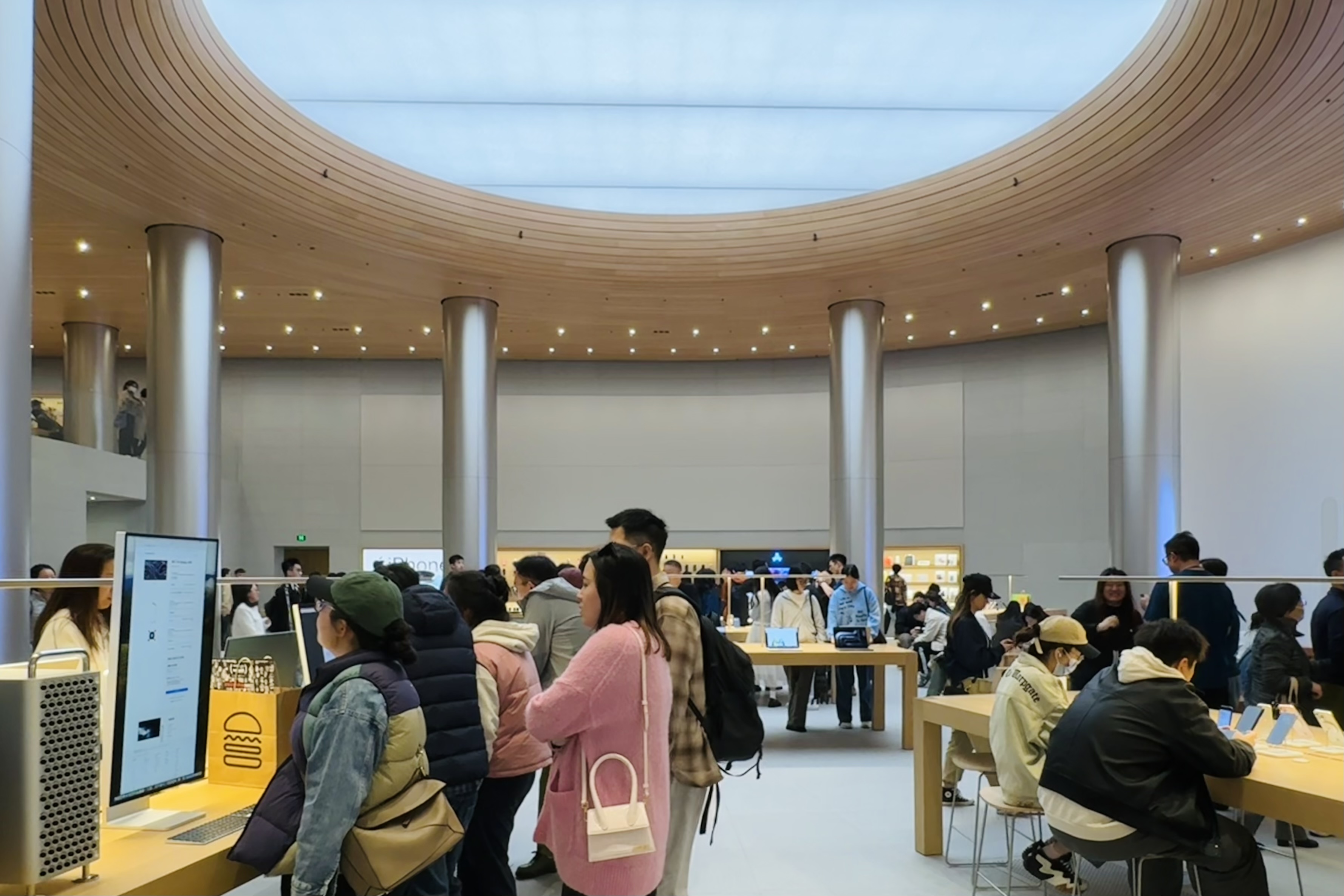 Apple Store design that combines the landscape-9
