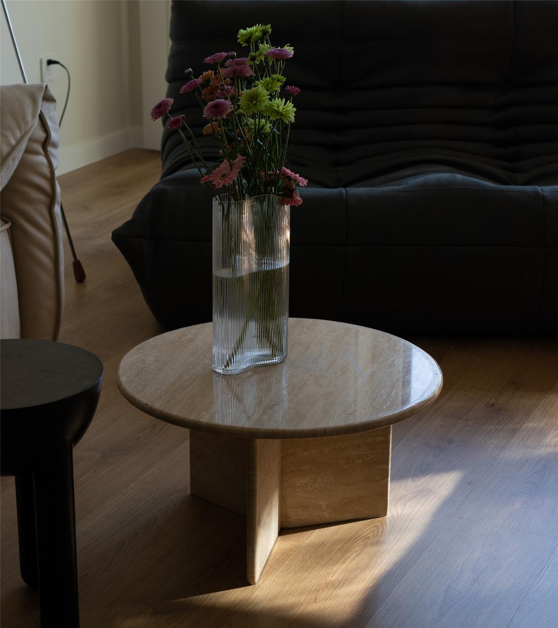 90 后独居中古风的 80㎡小家-9