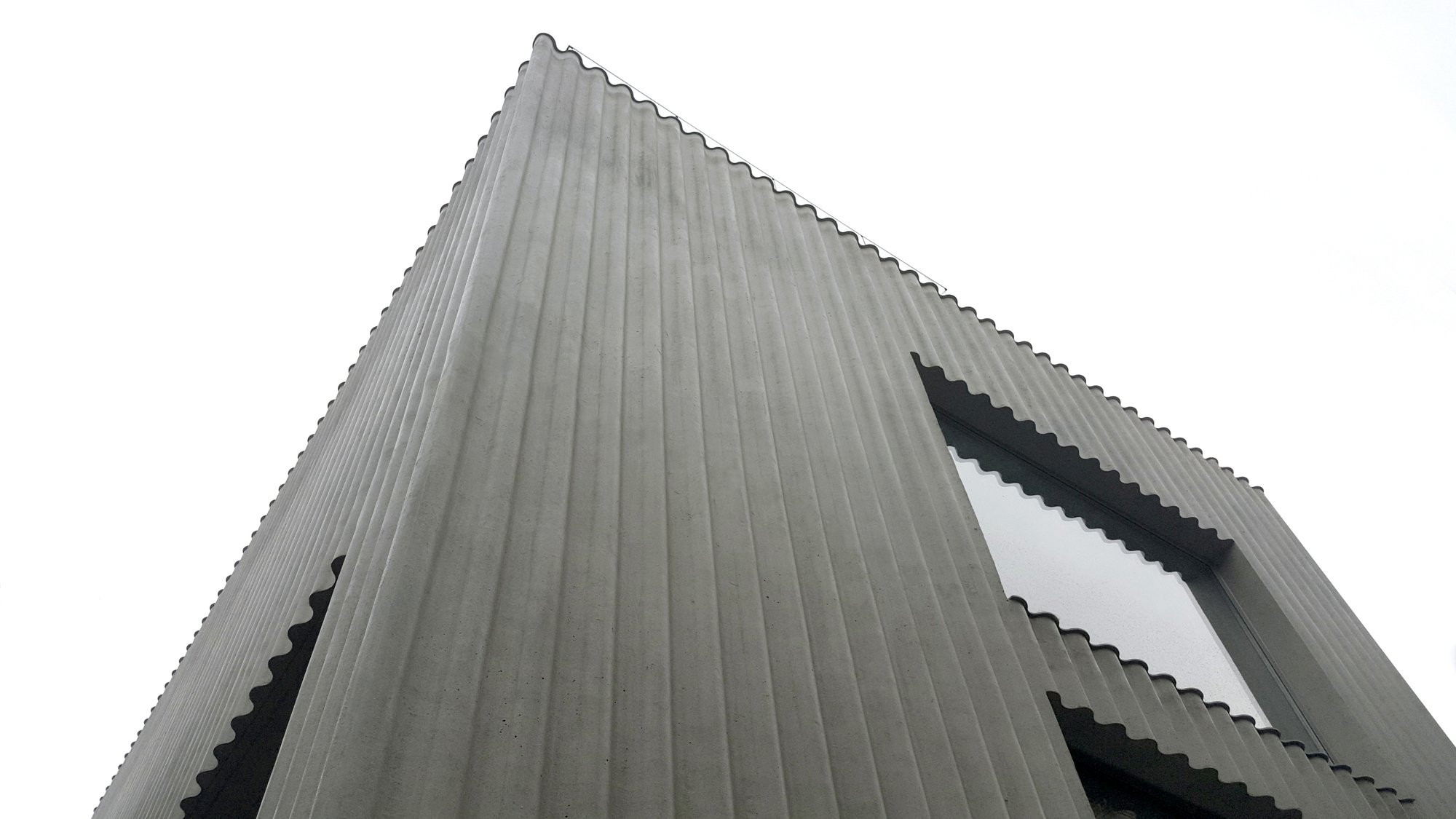 JUNG BLDG. Dance Gallery / LKSA-34