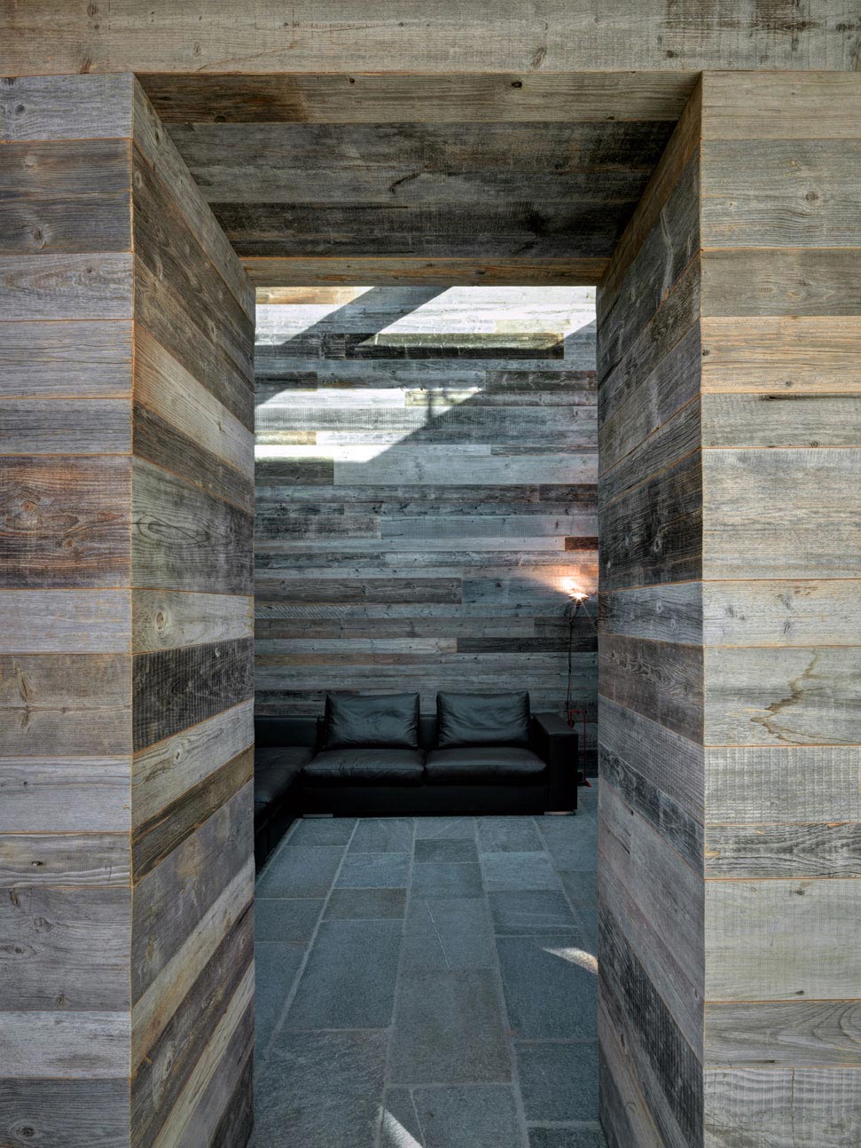 意大利阿尔卑斯山脉的绿色住宅-11