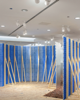 The Embellished, the Transient, and the Critical Installation / Alsar Atelier