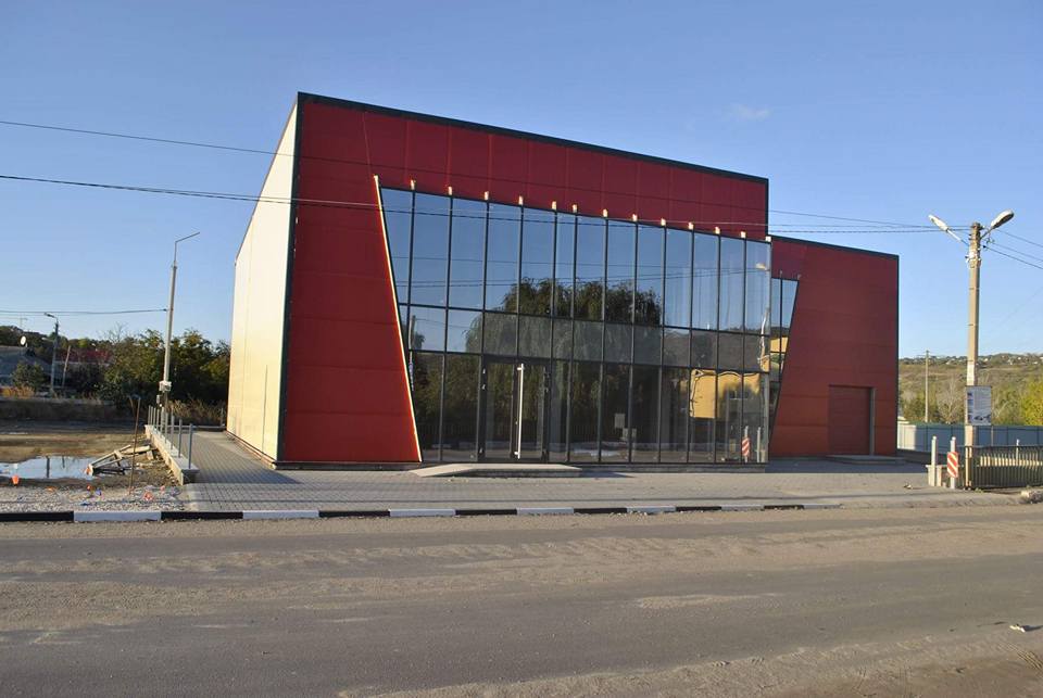 I·I Abajeru Valeriu 家具店设计-31