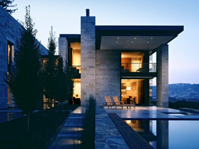 2005 Custom Home of the Year Award-16