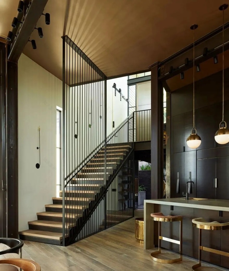 现代自然三层别墅-7