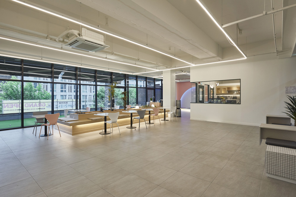 现代简约 45 平爱犬咖啡厅 爱犬酒店内饰设计案例-4