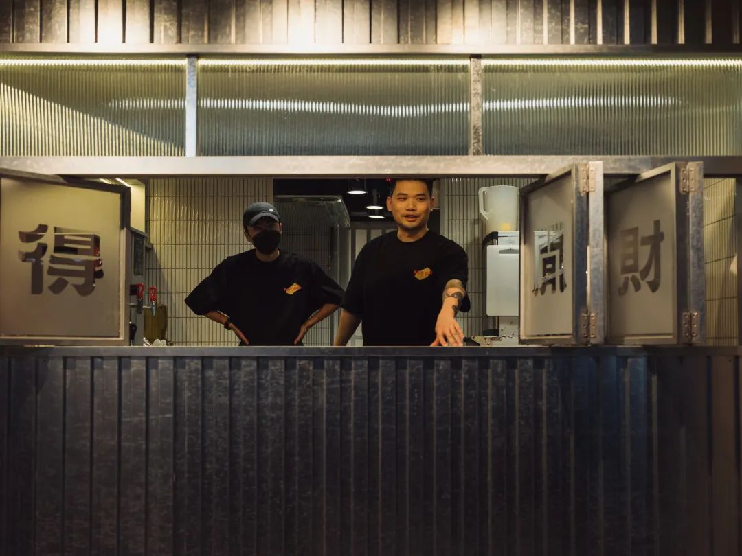 得闲发财 · 粤式东南亚面馆的创新设计丨中国广州丨永创设计-33