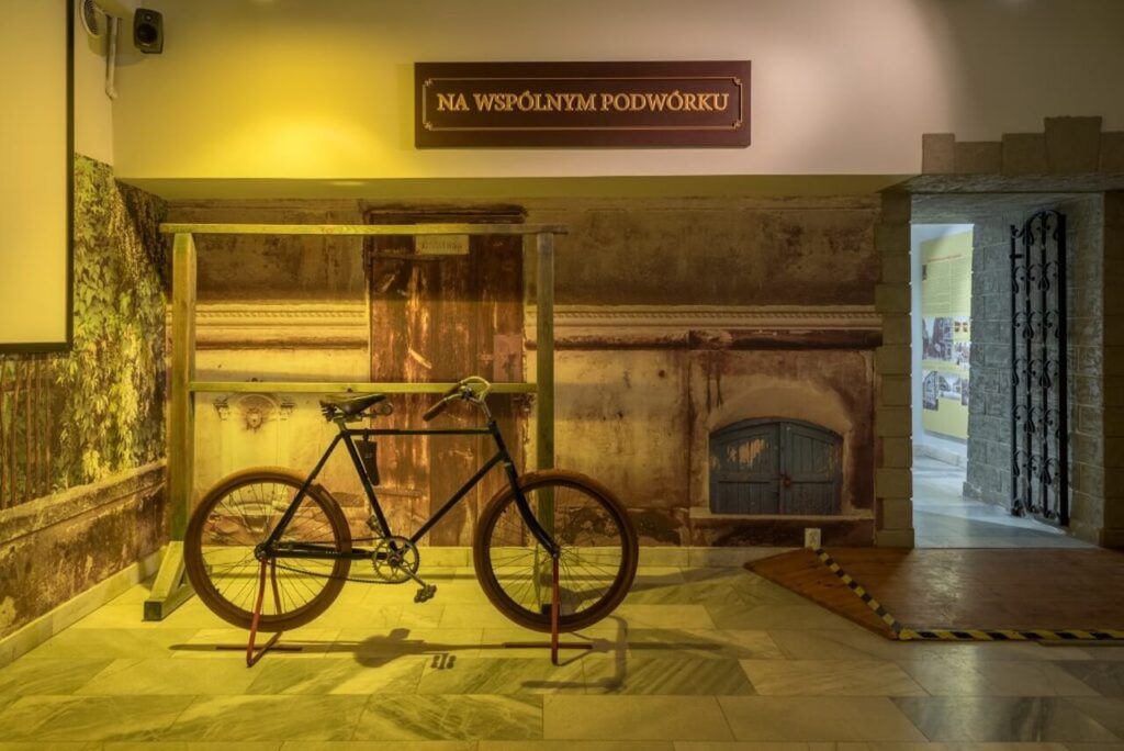 罗兹市博物馆  伊斯拉埃尔·波兹南斯基宫丨波兰罗兹丨希拉雷·马耶夫斯基,阿道夫·泽利格森等-45