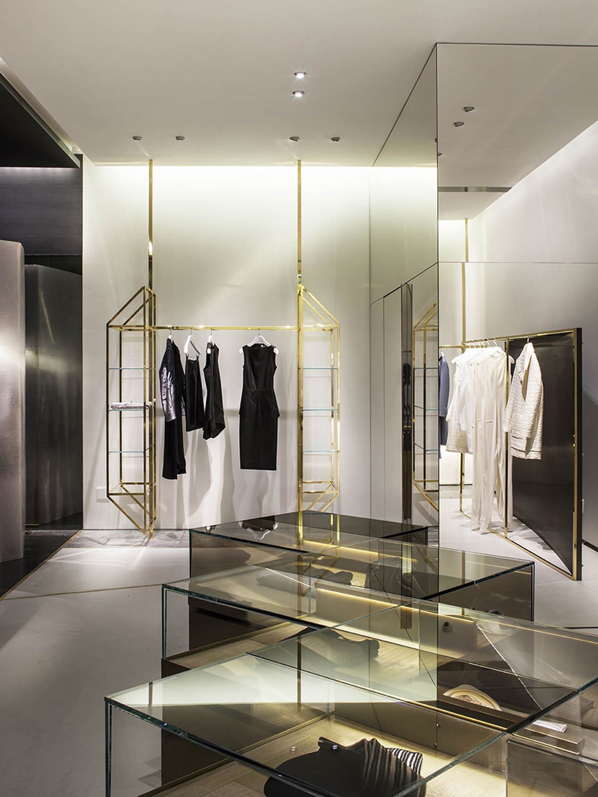 Boutique3丨Vincenzo De Cotiis设计-2