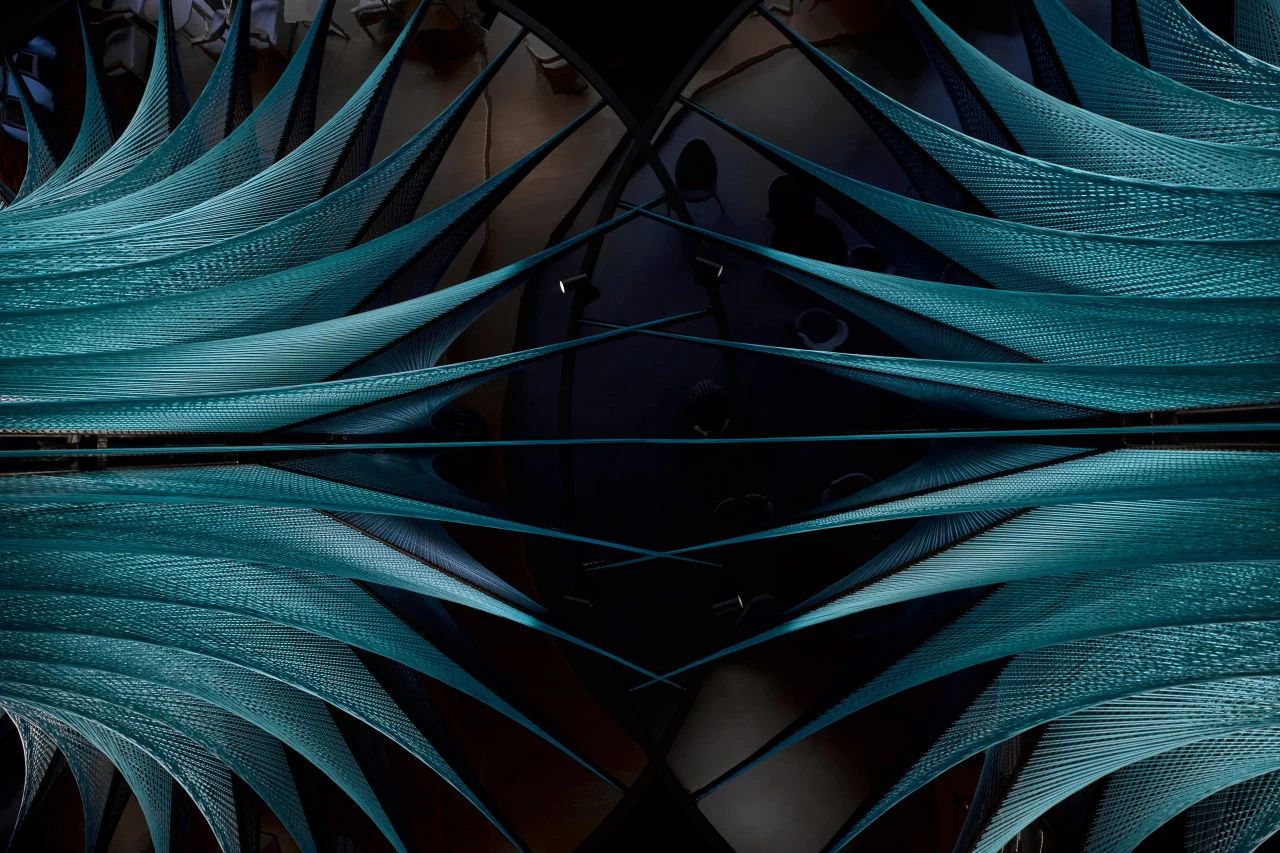 新作 · 风合睦晨丨乖幺妹土家织锦艺术咖啡吧丨中国张家界丨风合睦晨空间设计-4