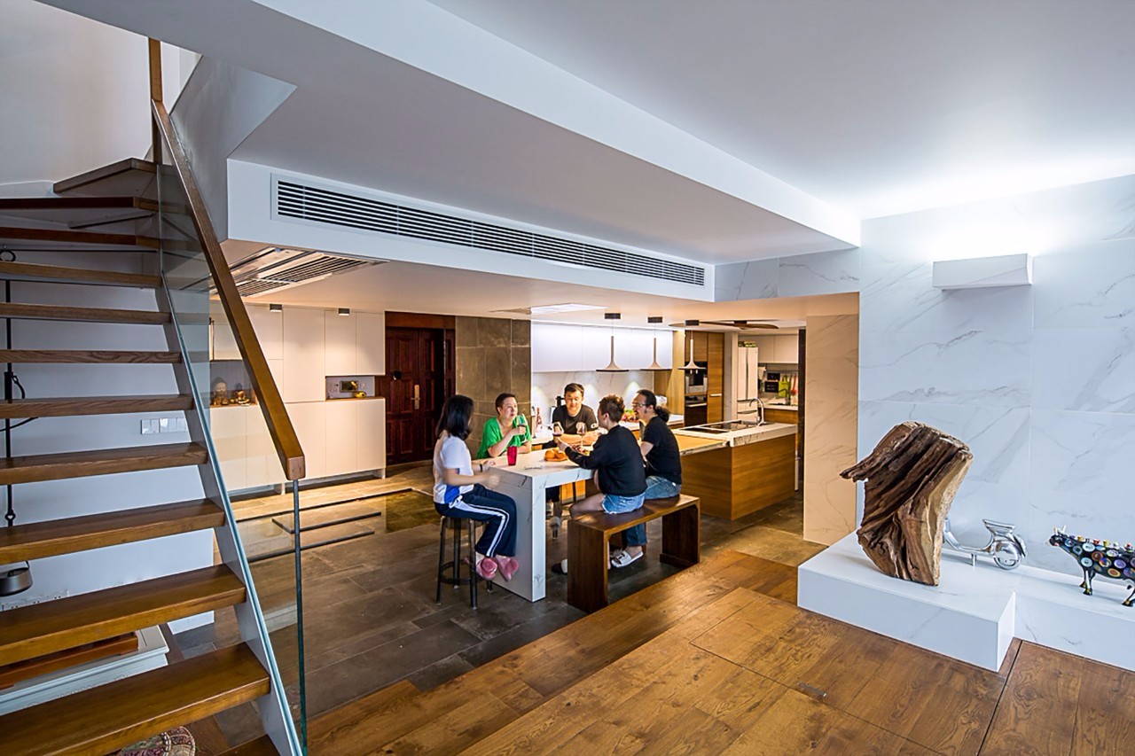 他在20楼挖池塘、造园子丨把家改成空中花园-41