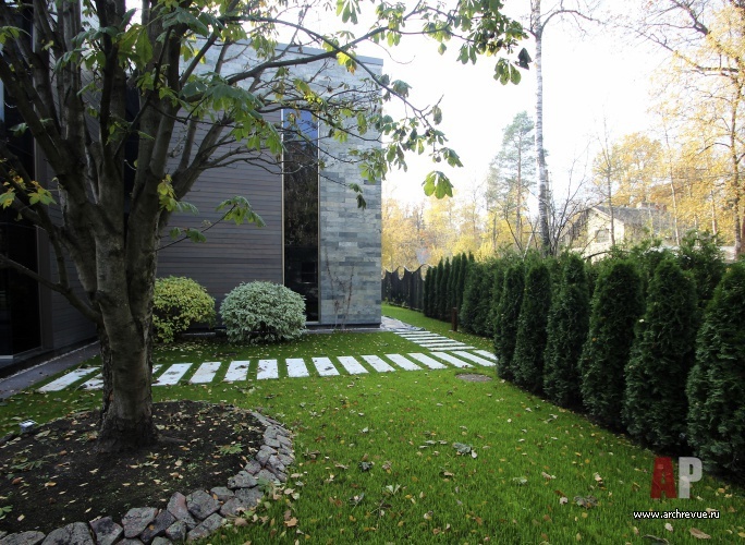 带现代简约建筑和旱溪的小地块景观设计丨俄罗斯莫斯科-28