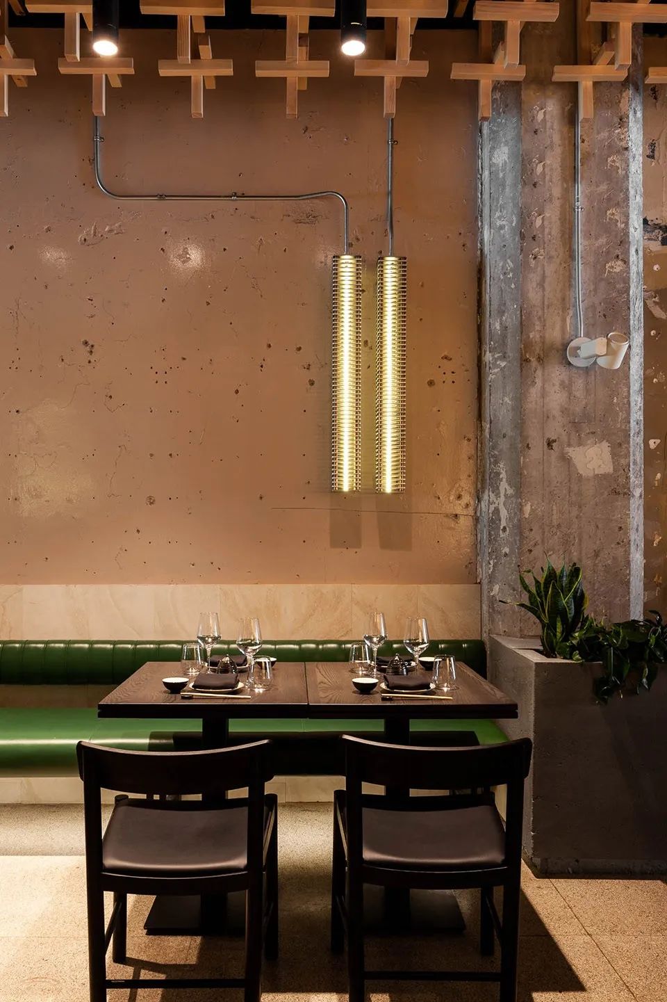 蒙特利尔 RYÙ餐厅 | 侘寂之美，历史与现代的对话-43