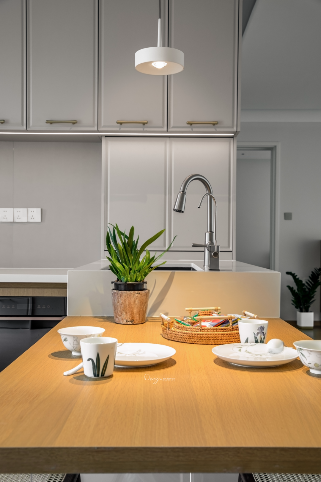 空间“减法”·克制之处找寻温馨归宿丨紫苹果装饰-23