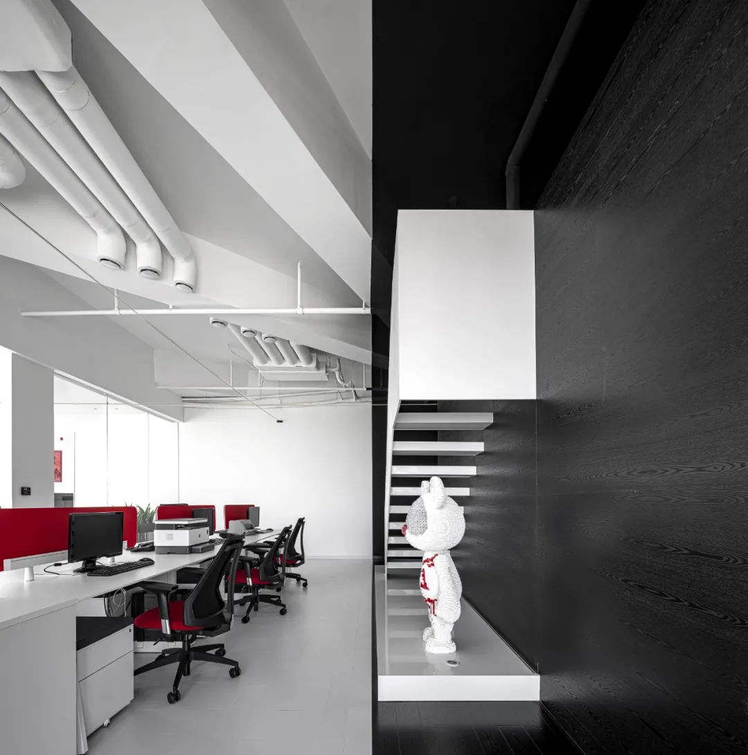 汕头龙光世纪大厦“黑白盒子”丨中国汕头丨HSU许业功设计-13