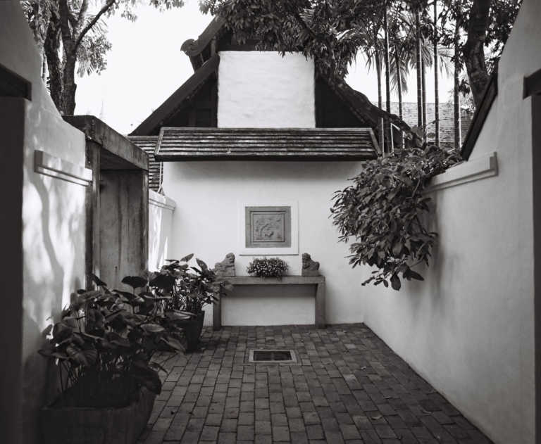 四合院住宅；庭院式住宅 丨泰国曼谷-1