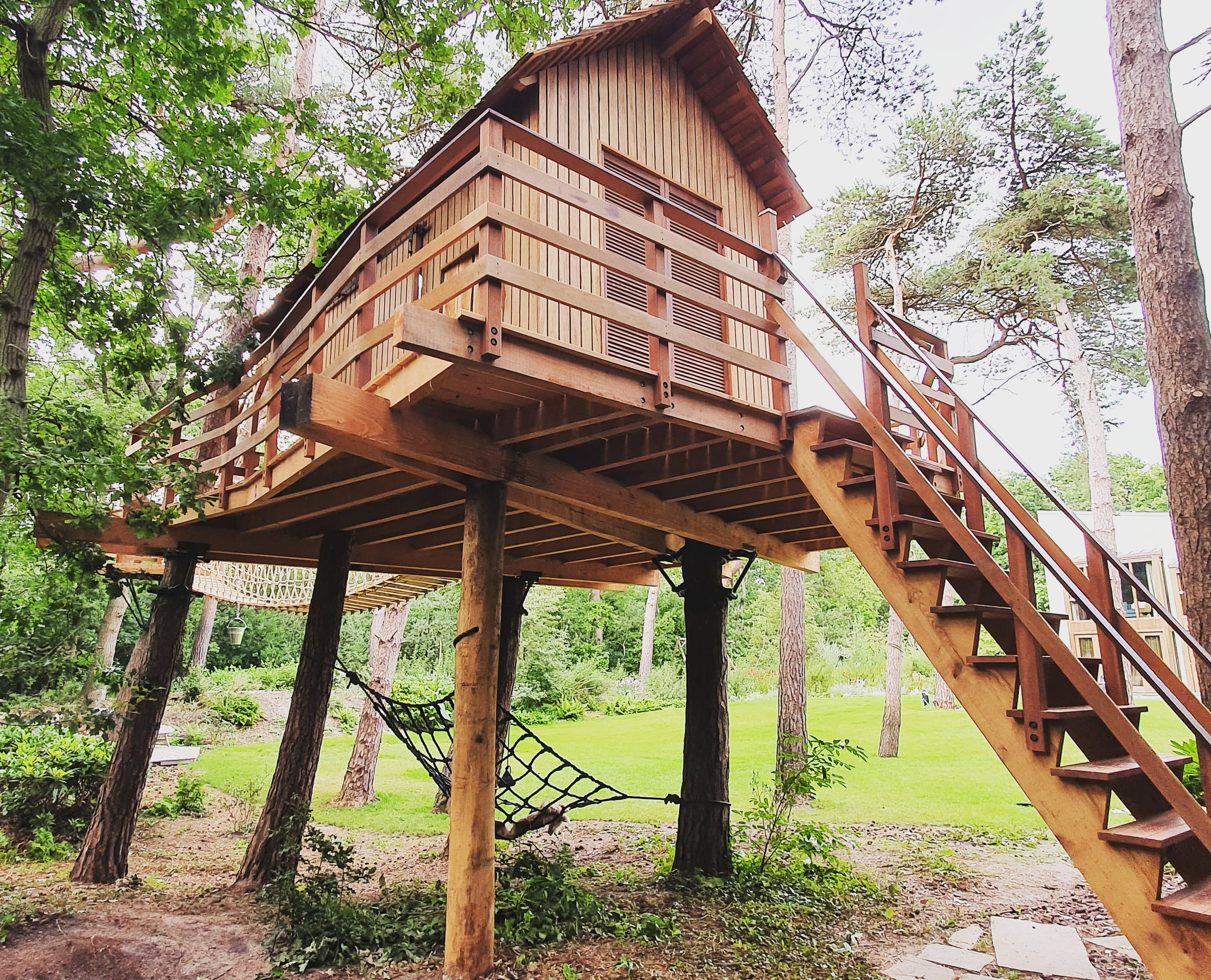 树屋·尊享系列（注：这里假设E·clusive可能是品牌方自创的类似Exclusive（尊享、独家）的词，以突出独特性，具体需结合实际语境） -7