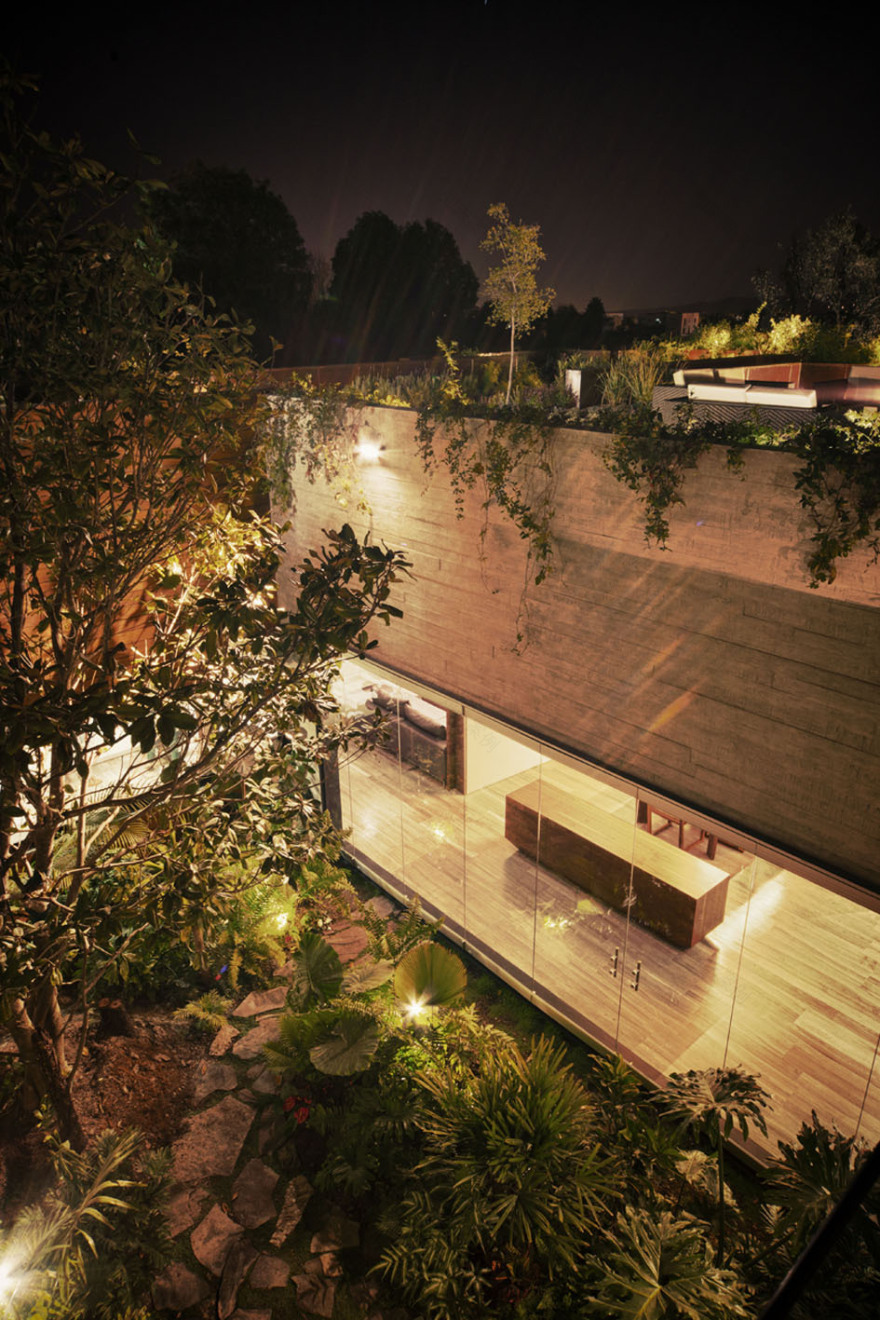 墨西哥巴尔加斯住宅丨Isaac Broid Arquitecto-20