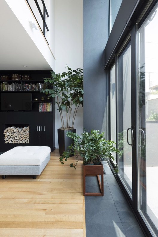 芝加哥光影交织的“剪切联排别墅”-15