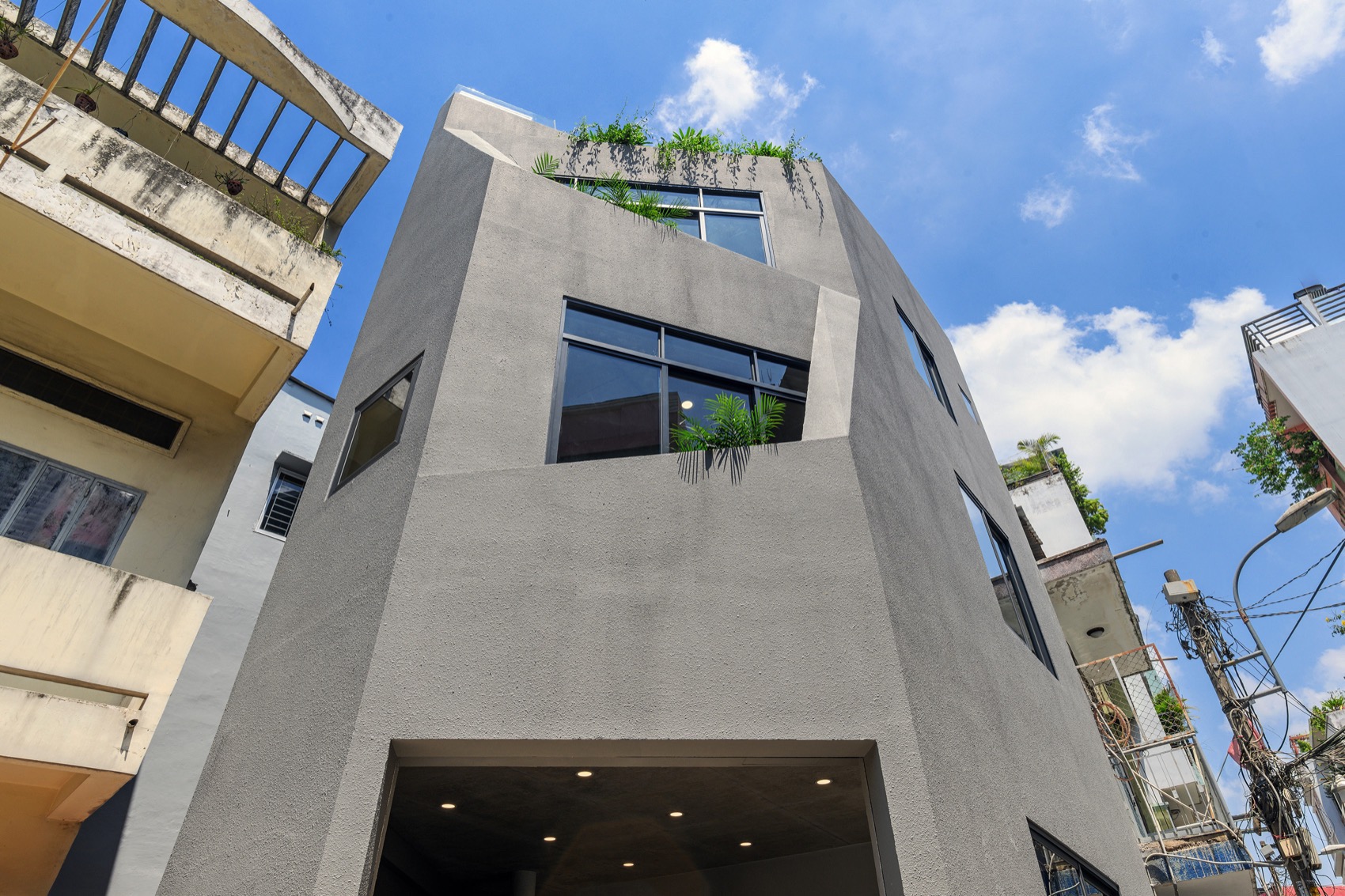 CORNERSTONE综合用途建筑，越南 / ROOM+ Design & Build-13