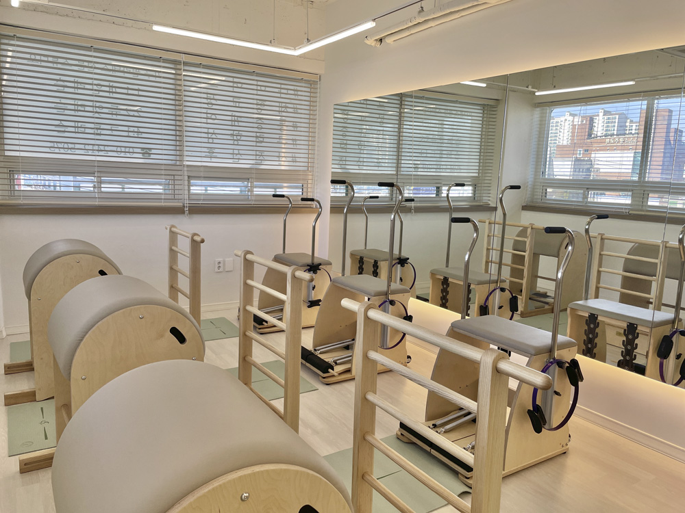 简约 50 平公寓，打造温馨舒适空间-9