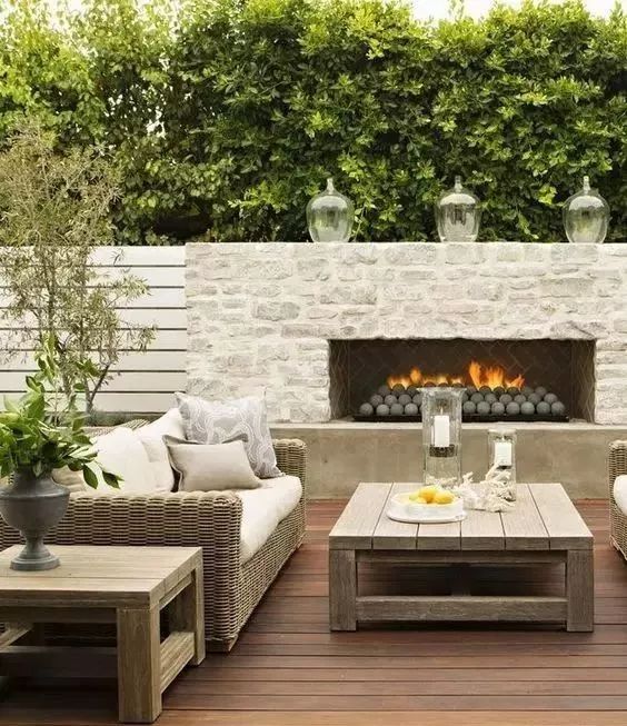 冬日里的温暖庭院壁炉设计-74