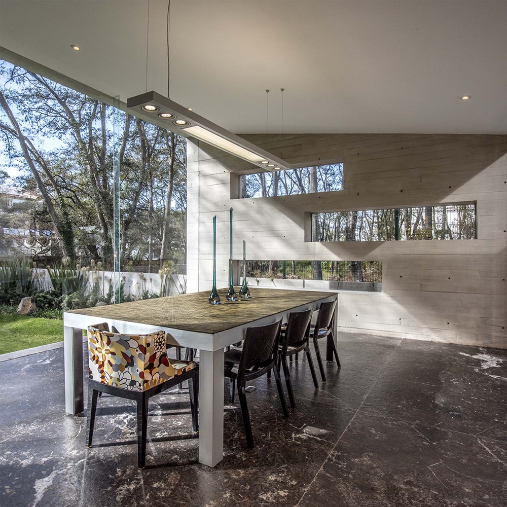 Concrete House Designed by the Mexican Firm Grupo MM, Mexico-15