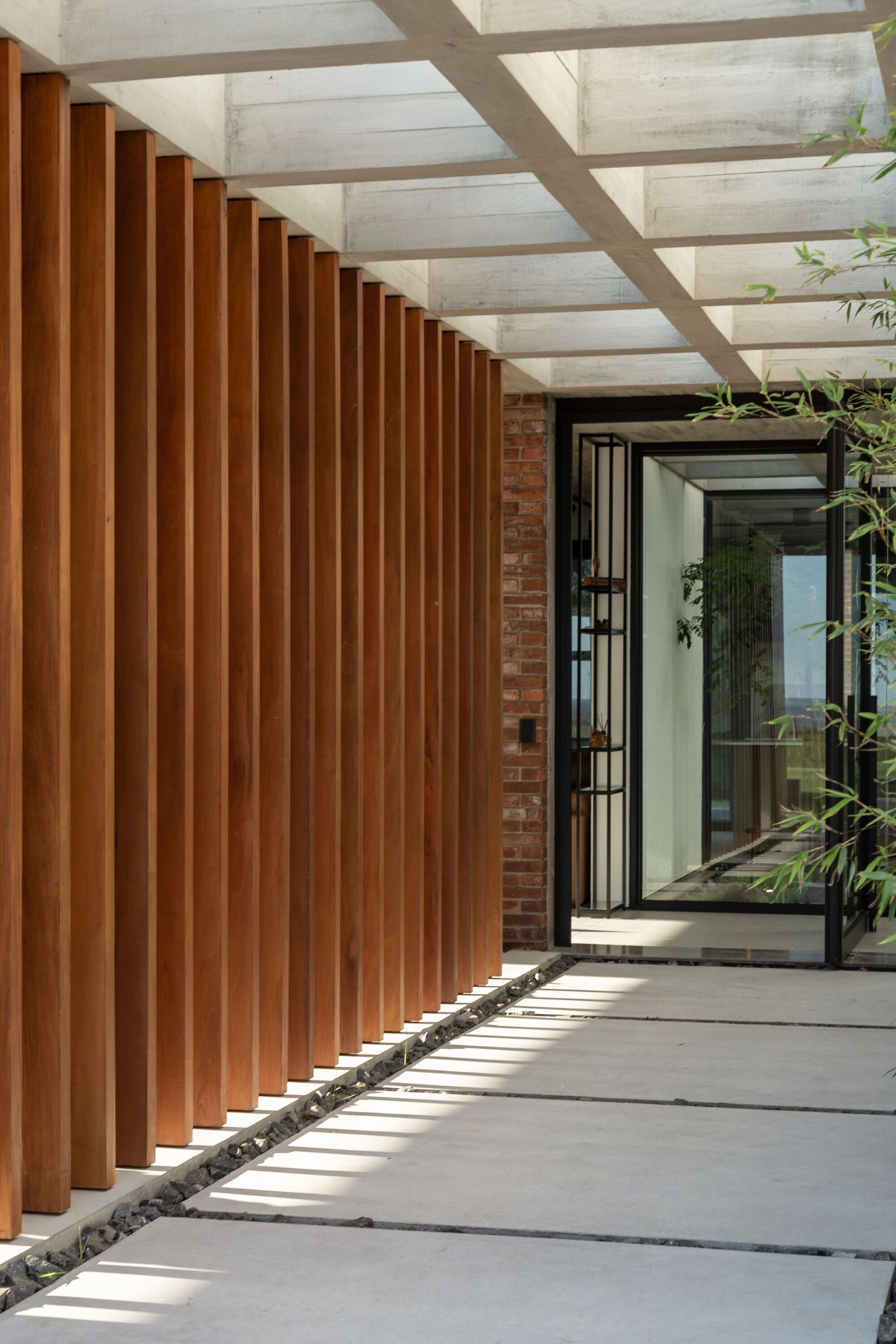 卢萨达宅邸丨巴西丨Galeria 733-38